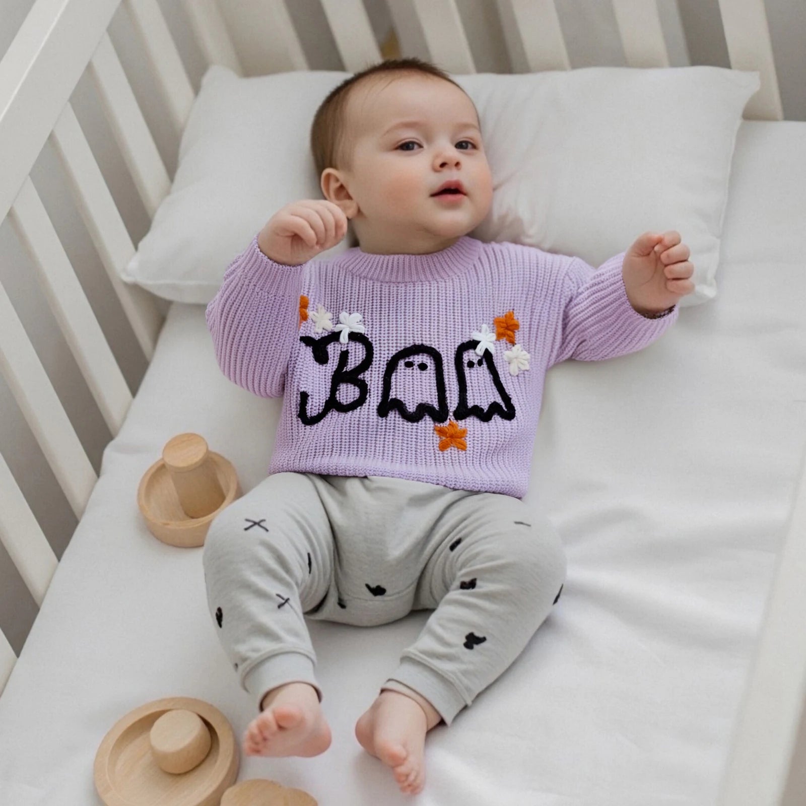 BOO Ghost Flower Embroidered Pullover