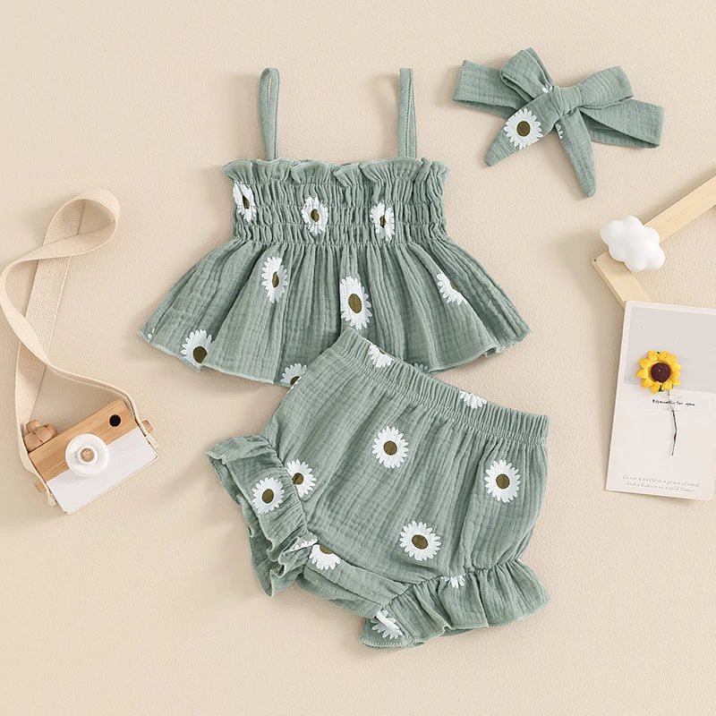 Pleated Daisy Print Camisole, Bloomers & Headband Set