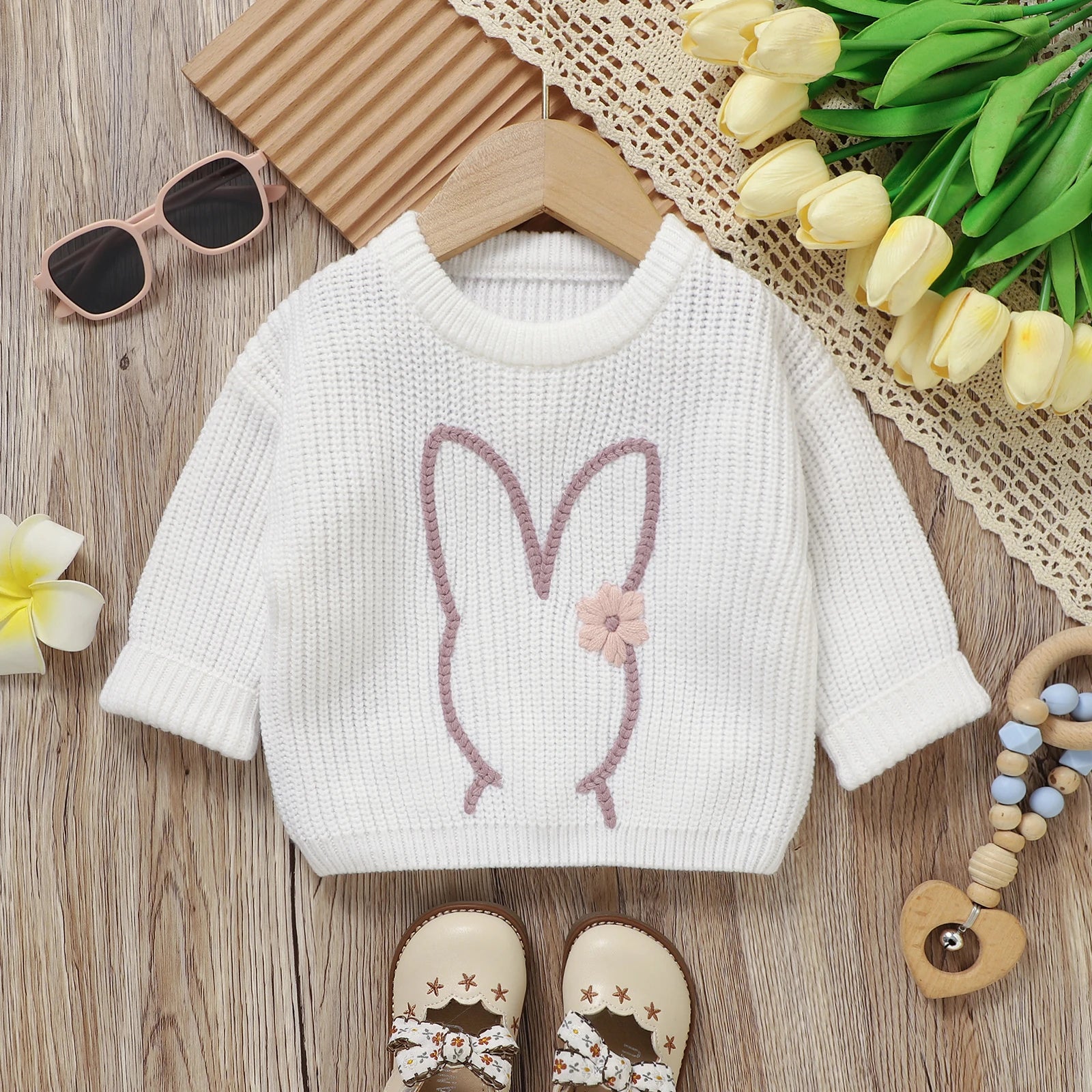 Embroidery Bunny Daisy Knit Pullover