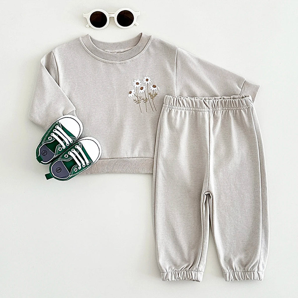 Daisy Embroidered Loungewear Set