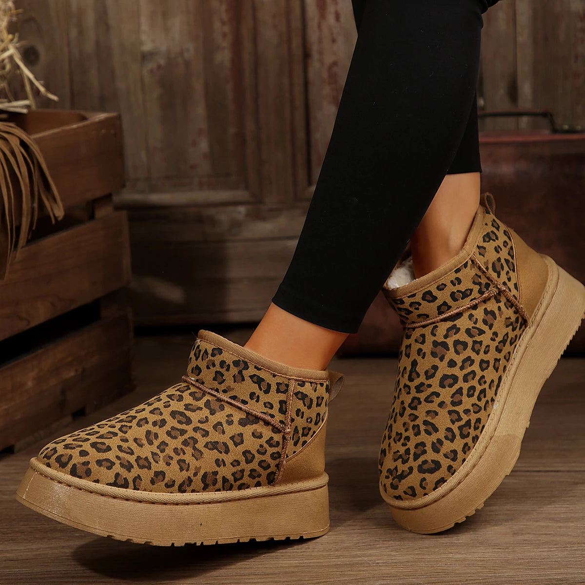 Womens Platform Leopard Print Boots