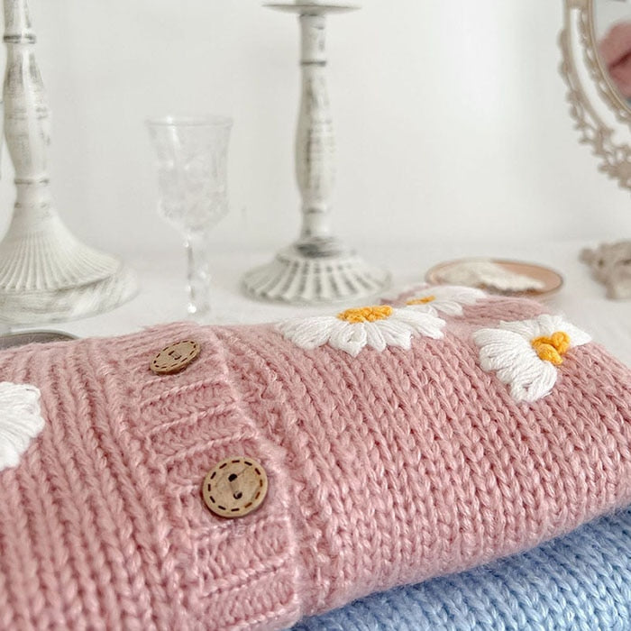 Knitted Daisy Embroidered Cardigan