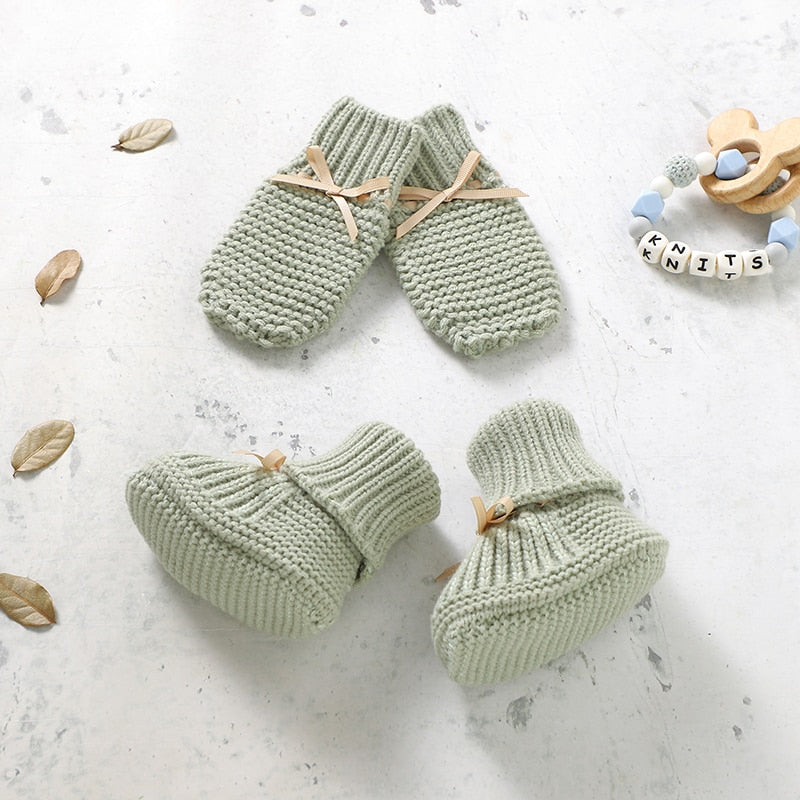 Knitted Booties & Mittens Set