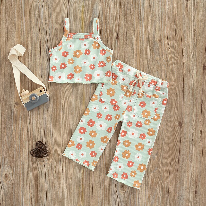 Vibrant Daisy Tank Top & Trousers